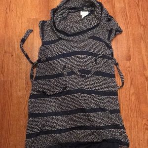 Gorgeous maternity top